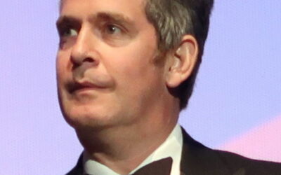 Tom Hollander